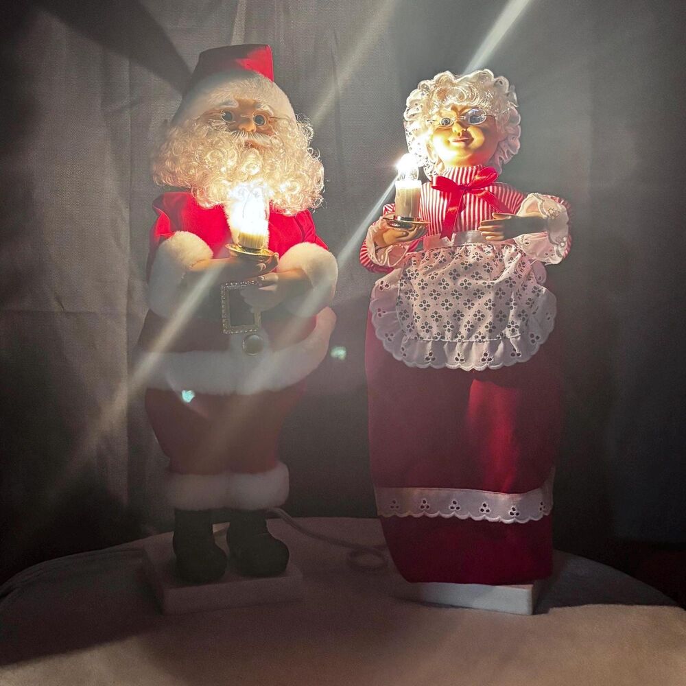 Vintage Telco Motionettes Santa and Mrs Claus Animated Lighted Figures Boxes - Picture 2 of 16